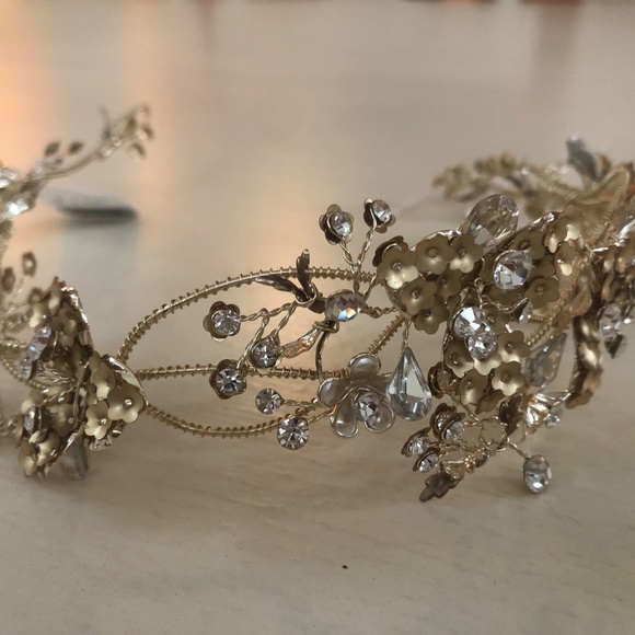 Gold Flower Vine Headband main image 2